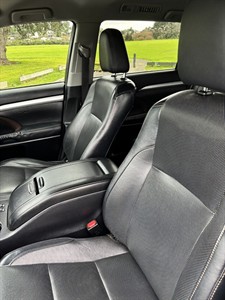 2015 Toyota Highlander - Thumbnail