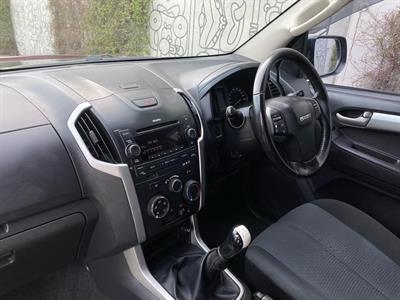 2016 Isuzu D-Max - Thumbnail