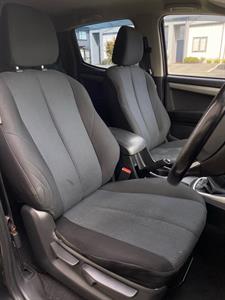 2016 Isuzu D-Max - Thumbnail