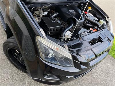 2016 Isuzu D-Max - Thumbnail