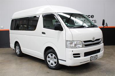 2010 Toyota Hiace - Thumbnail