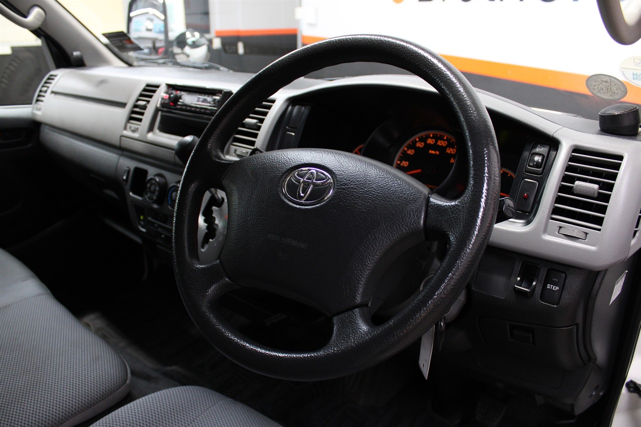 2010 Toyota Hiace