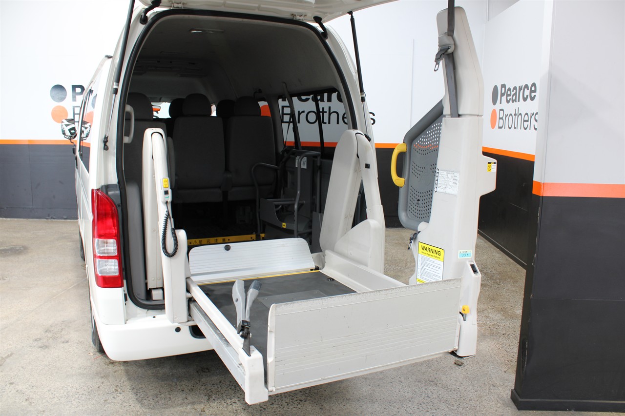 2010 Toyota Hiace