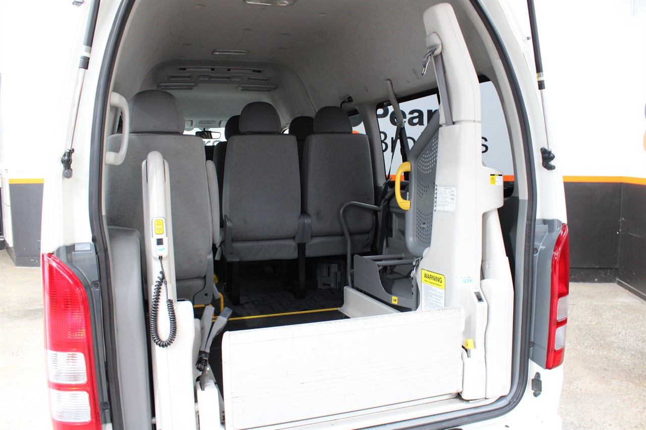 2010 Toyota Hiace