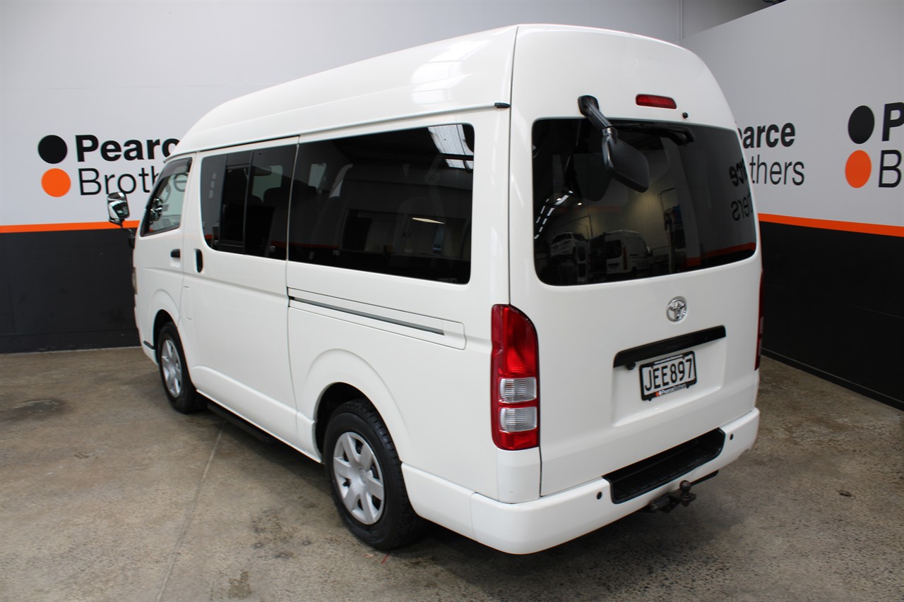 2010 Toyota Hiace