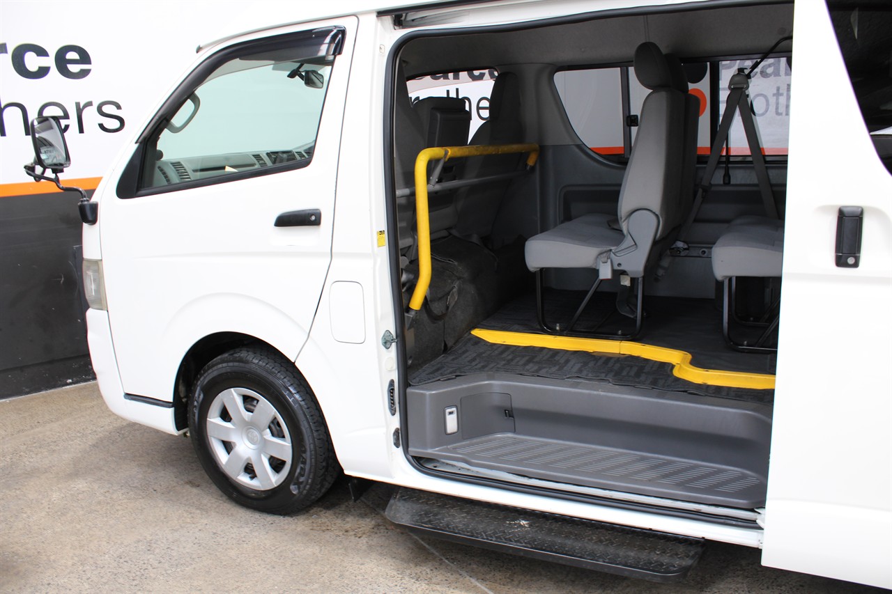 2010 Toyota Hiace