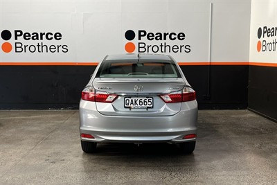 2015 Honda Grace - Thumbnail