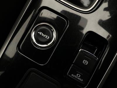 2021 Mitsubishi Outlander - Thumbnail