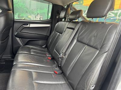 2015 Isuzu D-Max - Thumbnail