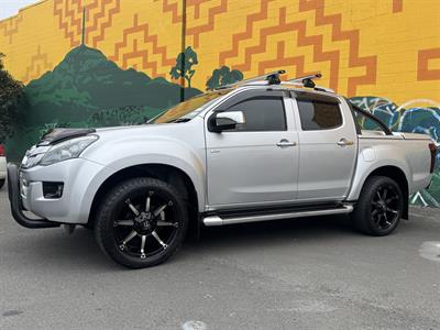 2015 Isuzu D-Max - Thumbnail
