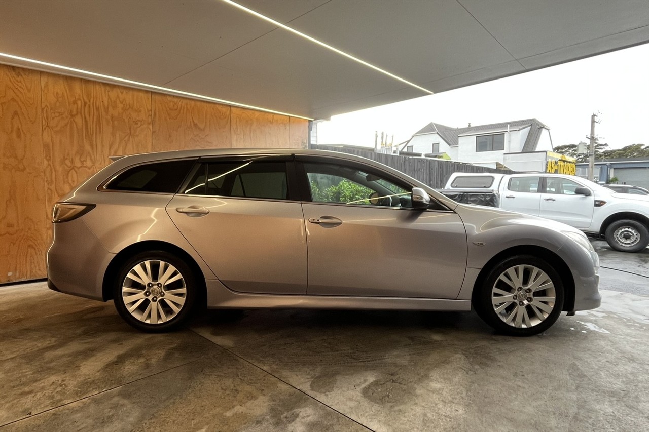 2008 Mazda Atenza