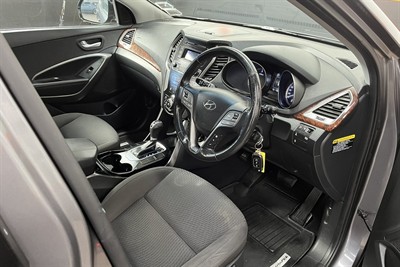 2015 Hyundai Santa Fe - Thumbnail