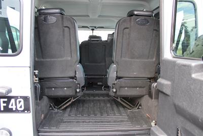 2010 Land Rover Defender - Thumbnail