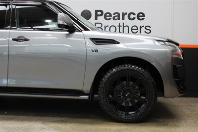 2021 Nissan Patrol - Thumbnail