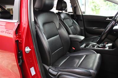 2019 Kia Sportage - Thumbnail