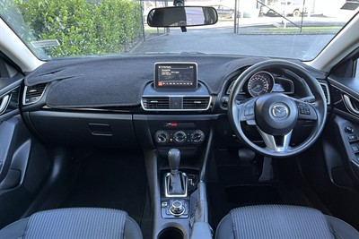 2016 Mazda Mazda3 - Thumbnail