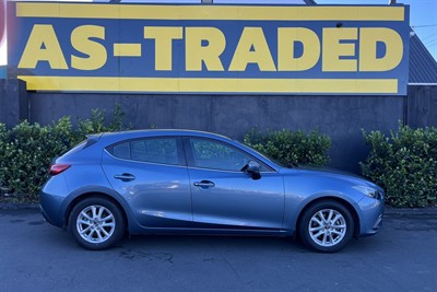 2016 Mazda Mazda3 - Thumbnail