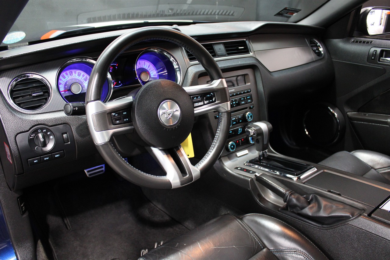 2010 Ford Mustang