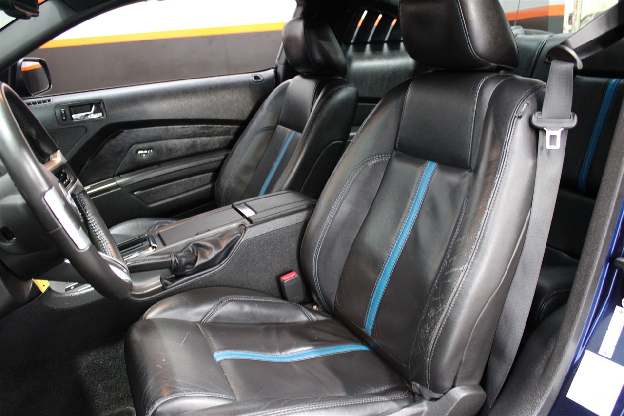 2010 Ford Mustang