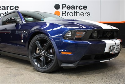 2010 Ford Mustang - Thumbnail