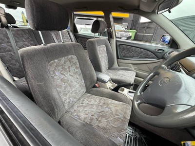 1999 Toyota Caldina - Thumbnail