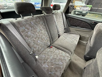 1999 Toyota Caldina - Thumbnail