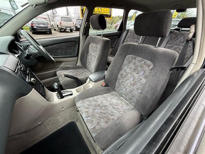 1999 Toyota Caldina - Thumbnail