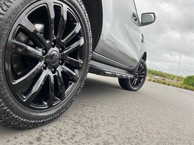 2021 Ford Everest - Thumbnail