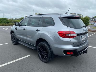 2021 Ford Everest - Thumbnail