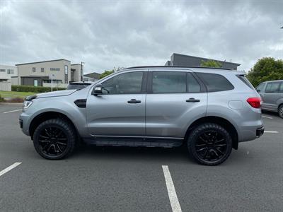 2021 Ford Everest - Thumbnail