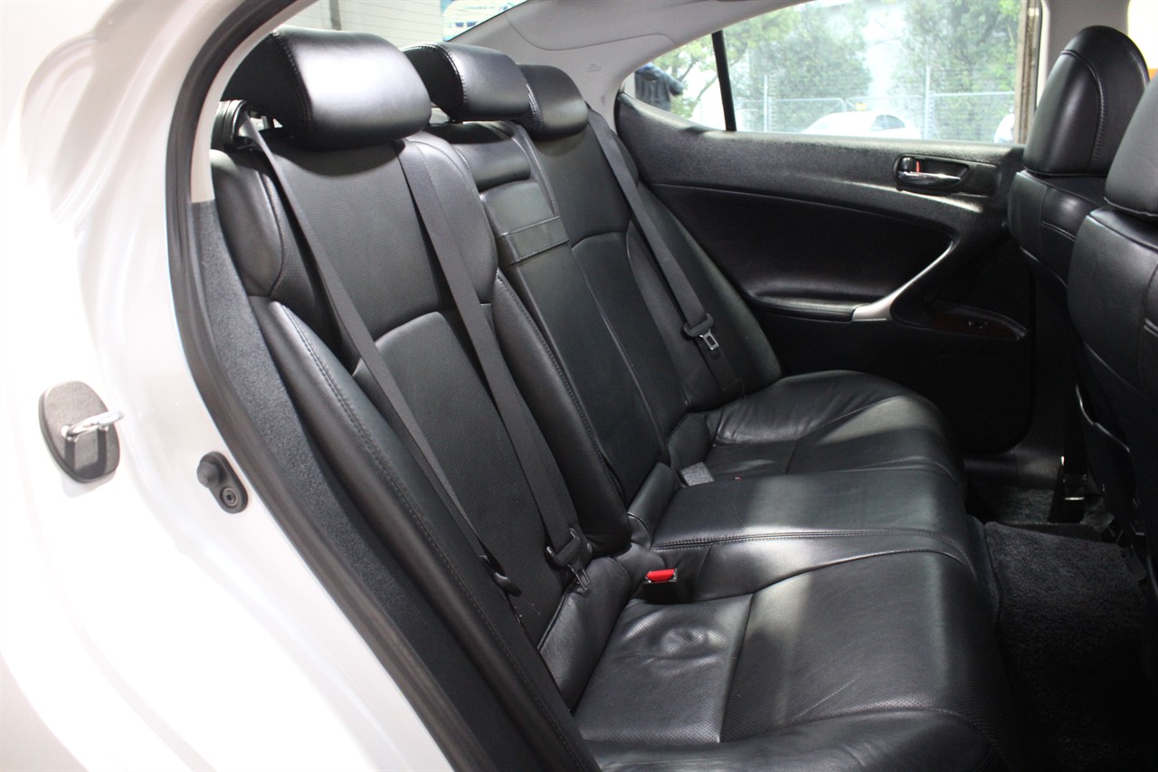2007 Lexus Is350