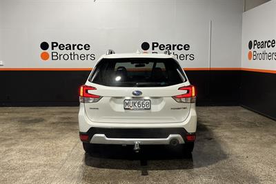 2020 Subaru FORESTER - Thumbnail