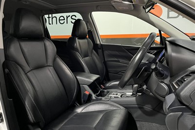 2020 Subaru FORESTER - Thumbnail
