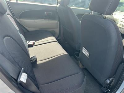 2006 Daihatsu Sirion - Thumbnail