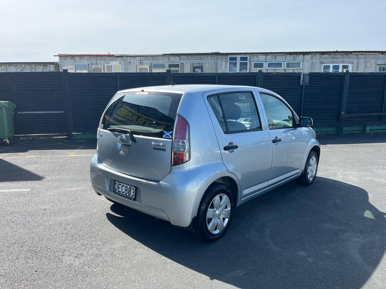 2006 Daihatsu Sirion