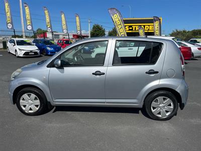 2006 Daihatsu Sirion - Thumbnail