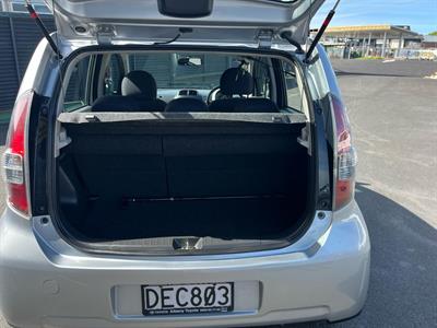 2006 Daihatsu Sirion - Thumbnail