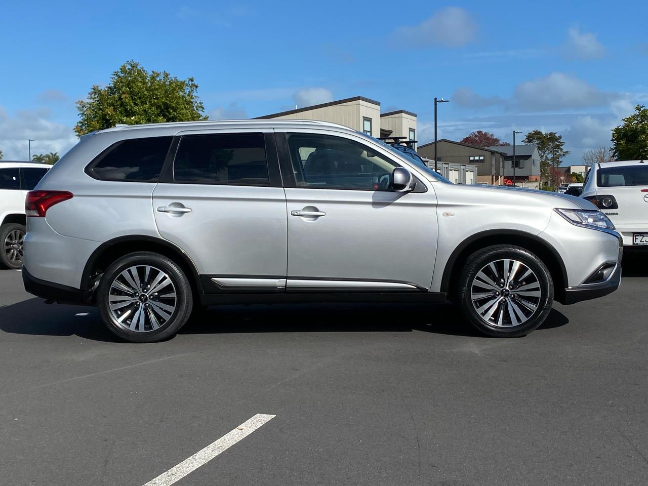 2020 Mitsubishi Outlander
