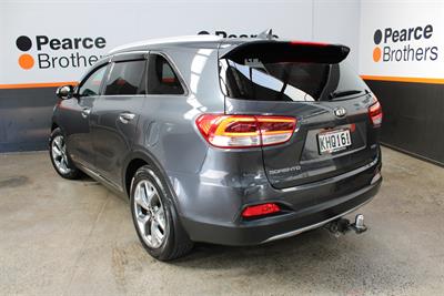 2017 Kia Sorento - Thumbnail