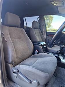 2009 Toyota Landcruiser Prado - Thumbnail