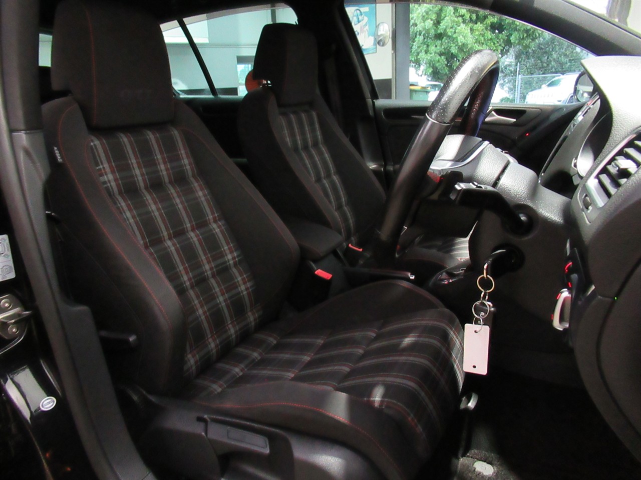 2012 Volkswagen GOLF