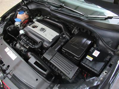 2012 Volkswagen GOLF - Thumbnail