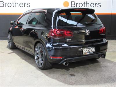 2012 Volkswagen GOLF - Thumbnail