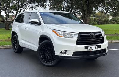 2015 Toyota Highlander - Image Coming Soon
