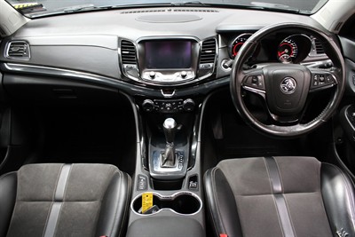 2016 Holden Commodore - Thumbnail