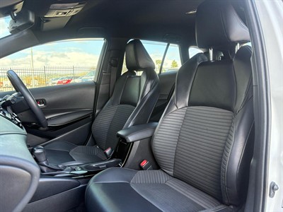 2020 Toyota Corolla - Thumbnail