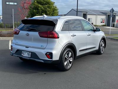 2021 Kia Niro - Thumbnail
