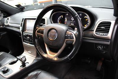 2016 Jeep Grand Cherokee - Thumbnail
