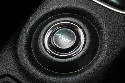 2016 Mitsubishi Outlander - Thumbnail