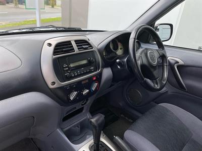 2002 Toyota RAV4 - Thumbnail